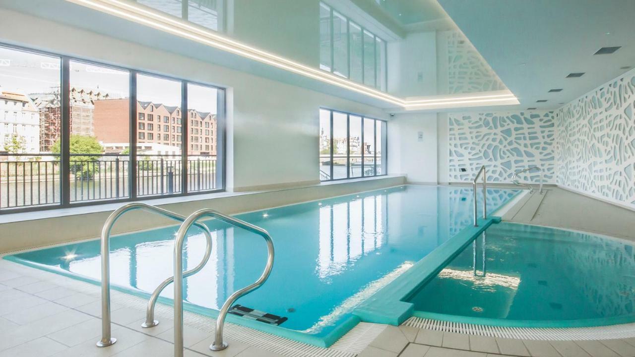 Egh Waterlane Island Apartment